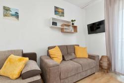 noclegi Gdynia Cozy Studio with a View of the Forest and the Sea in Gdynia by Noclegi Renters