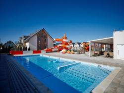 noclegi Sarbinowo Comfortable Holiday Homes with Pool