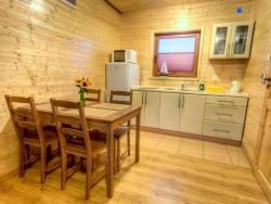noclegi Mielenko Holiday Home Cottage4 in einem eingezäunten Gebiet by Interhome