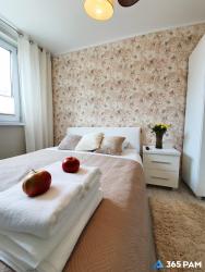 noclegi Mielno 365PAM - Apartament Różany W CENTRUM MIELNA