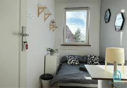 noclegi Gdańsk Lambert Room - Peaceful Retreat, 10 Minutes to Gdańsk Old Town & Seaside