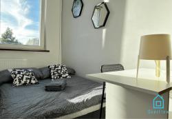 noclegi Gdańsk Lambert Room - Peaceful Retreat, 10 Minutes to Gdańsk Old Town & Seaside