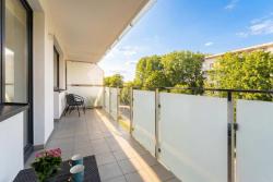 noclegi Kołobrzeg Przytulne Apartamenty z Balkonem w Centrum Blisko Plaży by Noclegi Renters