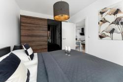 noclegi Kołobrzeg Przytulne Apartamenty z Balkonem w Centrum Blisko Plaży by Noclegi Renters