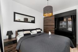 noclegi Kołobrzeg Przytulne Apartamenty z Balkonem w Centrum Blisko Plaży by Noclegi Renters