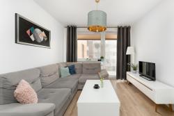 noclegi Kołobrzeg Przytulne Apartamenty z Balkonem w Centrum Blisko Plaży by Noclegi Renters