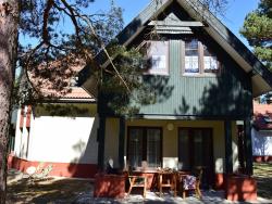 noclegi Rowy Holiday homes with a terrace, close to the beach