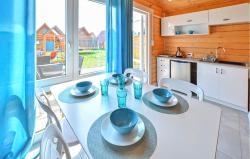 noclegi Gąski 2 Bedroom Cozy Home In Gaski