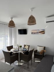 noclegi Pobierowo VILLA MARE HOLIDAY HOUSE POBIEROWO Taras Grill Parking