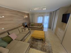 noclegi Grzybowo Victoria Grzybowo - Pokoje na parterze z lazienkami z oddzielnym wejsciem i tarasem - posilki w zaprzyjaznionym obiekcie Villa Atlantis zaraz obok, slynacym z wybornej kuchni i swietnych opini!