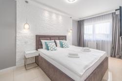 noclegi Międzyzdroje Funkcjonalny Apartament z Parkingiem Blisko Plaży w Międzyzdrojach by Noclegi Renters