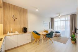 noclegi Sianożęty Nad Promenadą przy plaży - Darmowy Parking by J-EWELS Apartments