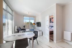 noclegi Sianożęty Bright Calm przy plaży - Darmowy parking by J-EWELS Apartments