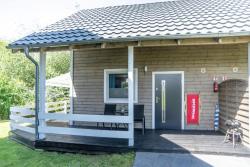 noclegi Rewal U Ani Domki z podgrzewanym basenem