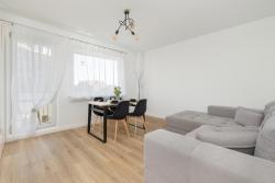 noclegi Kołobrzeg Jasny Apartament z Balkonem by Noclegi Renters