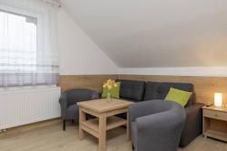 noclegi Rewal Willa Szamotulanka - Pokoje Wakacyjne Rewal - Plac Zabaw & Grill - by Noclegi Renters