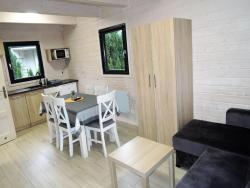 noclegi Dziwnówek Holiday Home in Dziwnówek by Sea and Lake