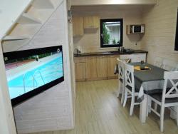 noclegi Dziwnówek Holiday Home in Dziwnówek by Sea and Lake