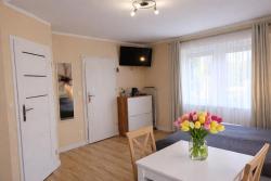 noclegi Międzywodzie Apartment with swimming pool and jacuzzi, Mi dzywodzie