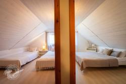 noclegi Łeba Two-story holiday home for 4 people, summer pool