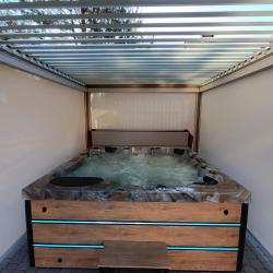 noclegi Sztutowo Miniapartament pokój z aneksem i tarasem na parterze, parking, jacuzzi, plac zabaw, Sztutowo 884#90#09#01