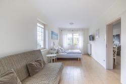 noclegi Dębki Beautiful and spacious apartment with a balcony