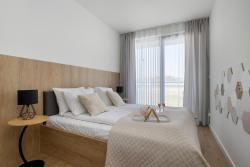 noclegi Mielno Klimatyzowane Apartamenty Art Lake w Mielnie z Parkingiem i Basenem by Noclegi Renters