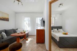 noclegi Międzyzdroje Komfortowy Apartament z Balkonem Blisko Plaży w Międzyzdrojach by Noclegi Renters