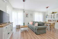 noclegi Łeba Air-conditioned Apartment with Parking & Balcony by Noclegi Renters