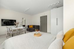 noclegi Niechorze Comfortable Studio with Air Conditioning and Parking Near the Beach by Noclegi Renters