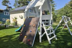 noclegi Pobierowo Large holiday homes with beautiful gardens