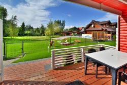 noclegi Sianożęty Comfortable cottages with terraces, close to the beach