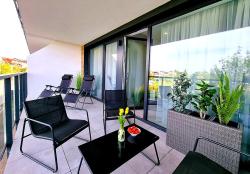 noclegi Kołobrzeg Westin House Resort 109 Apartament z Balkonem Basen i SPA Jacuzzi Sauna Parking Gratis
