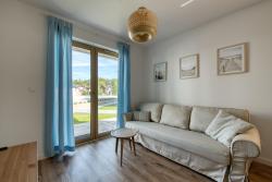 noclegi Żarnowska Łebska Osada by Q4 Apartments - basen, parking
