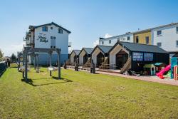 noclegi Karwia Domki Anchor II - 200m od Morza, Klimatyzacja, Plac Zabaw, Parking