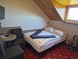 noclegi Gąski Domki, Apartamenty i Restauracja Włóczęga