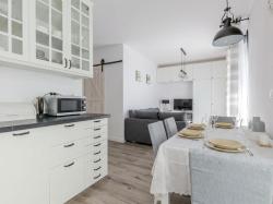 noclegi Gdańsk Golden Apartments Gdansk - Cozy Studio - Great Location&Kollotaja
