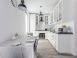 noclegi Gdańsk Golden Apartments Gdansk - Cozy Studio - Great Location&Kollotaja