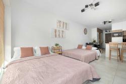 noclegi Międzywodzie Komfortowe Studio z Tarasem Blisko Plaży w Międzywodziu by Noclegi Renters