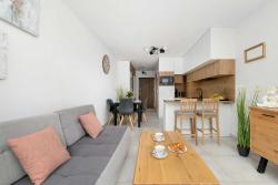 noclegi Międzywodzie Komfortowe Studio z Tarasem Blisko Plaży w Międzywodziu by Noclegi Renters