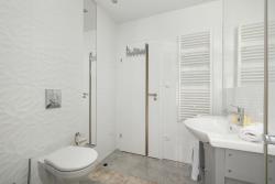 noclegi Międzyzdroje Bright Apartment Światowida Near the Beach Perfect for Remote Work by Noclegi Renters