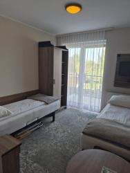 noclegi Gąski Domki, Apartamenty i Restauracja Włóczęga