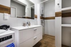 noclegi Jastrzębia Góra Apartamenty Pilice - basen, sauny, atrakcje dla dzieci w cenie - 250m