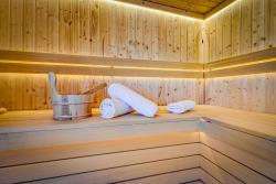 noclegi Jastrzębia Góra Domki Aurea 2 - nowe całoroczne domki z jacuzzi i sauną - 350m do morza, plac zabaw, rowery, grill