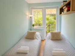 noclegi Krynica Morska Apartament Ula przy Żeromskiego, 200m plaza - HoliApart