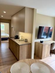 noclegi Rewal Dworek Zielińskich-Domki, Apartamenty, Podgrzewany basen, Parking