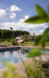 noclegi Trzęsacz Wood House Trzęsacz Podgrzewany Basen i Balia