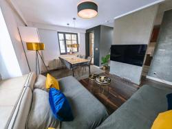 noclegi Kołobrzeg City Hall Bliss Suite - Premium Apartament z Balkonem i Widokiem na Ratusz
