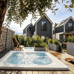 noclegi Trzęsacz PURA new Seaside Jacuzzi Houses