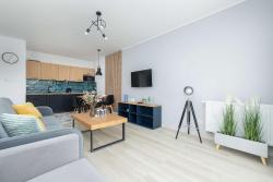 noclegi Dziwnów Stylowy Apartament z Balkonem Parkingiem oraz Strefą Wellness by Noclegi Renters